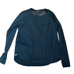 Like new silky feel Alala workout top size S